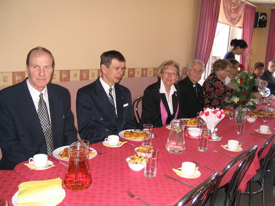 Tapio Perttula, Kari Kerttula ja Kaarina Lannetta, Jaakko Harjuvaara, Anneli Packal�n, Marjo ja Andres P�der